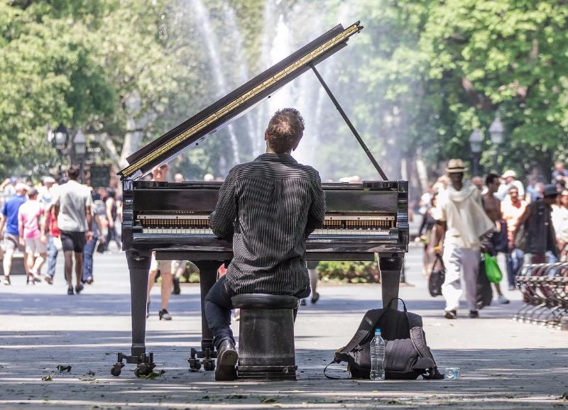 [url=https://remote.rsccd.edu/en/manhattan-concert-solo-piano-park-1674404/,DanaInfo=pixabay.com,SSL+]"Piano Outdoors"[/url] by Robert_Pastryk is in the [url=https://remote.rsccd.edu/publicdomain/zero/1.0/,DanaInfo=creativecommons.org+]Public Domain, CC0[/url]
