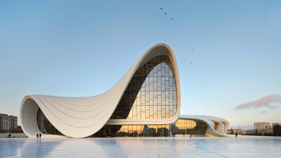 [size=85]Figura 3 - Heydar Aliyev Center. Fonte: [url=https://goo.gl/uFnOqP]https://goo.gl/uFnOqP[/url] Acesso em: 12 mai 2017.[/size]