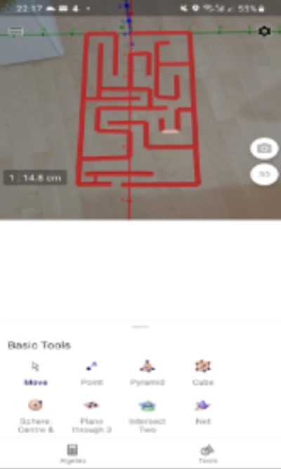 [size=100]Abbildung 3. Layout eines einfachen virtuellen Labyrinths in der Anwendung GeoGebra 3D.
Foto von: Branko Andjic
[/size]

