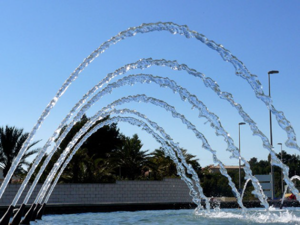 fuente: http://www.saferain.com/images/stories/saferain/catalogo/es/boquillas/boquilla-fuentes_chorros-de-lanza-II.jpg